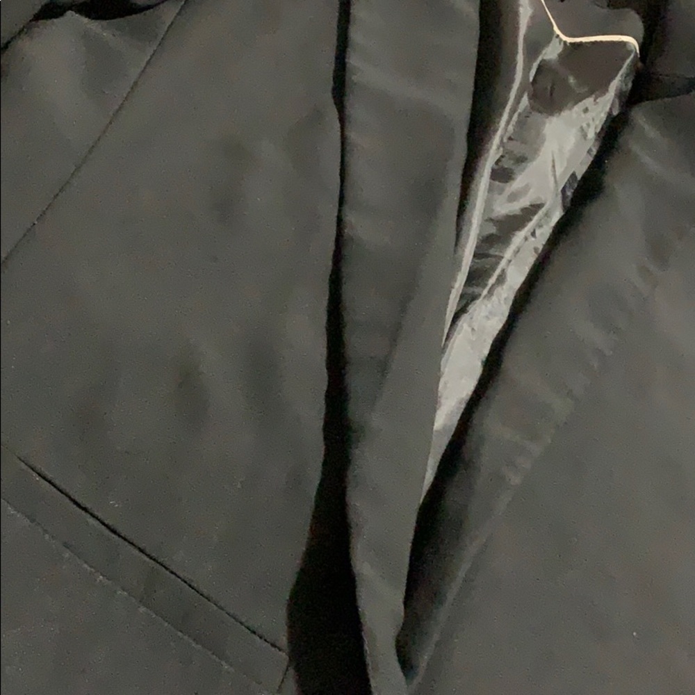 Blazer - Picture 3 of 5